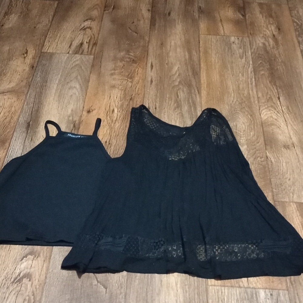 Black Absolute Angel Crop Tops With One Button And Open Back Comfortable Preppy